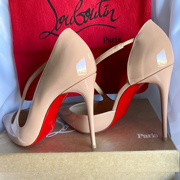 Christian Louboutin - Picture 4 of 8
